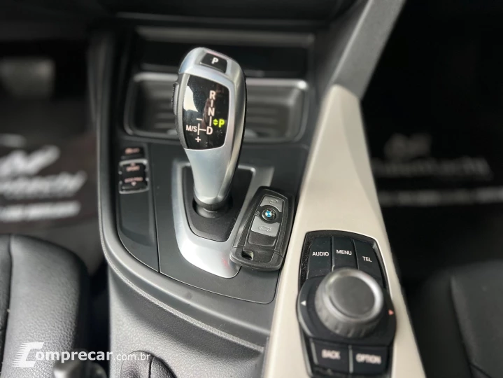 320i 2.0 16V TURBO ACTIVE FLEX 4P AUTOMÁTICO