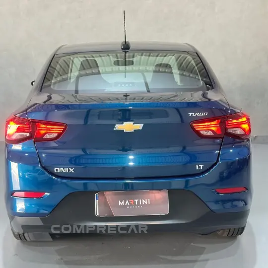 ONIX SEDAN Plus LT 1.0 12V Flex 4p Mec.