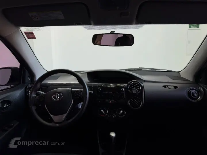 ETIOS 1.5 XS Sedan 16V