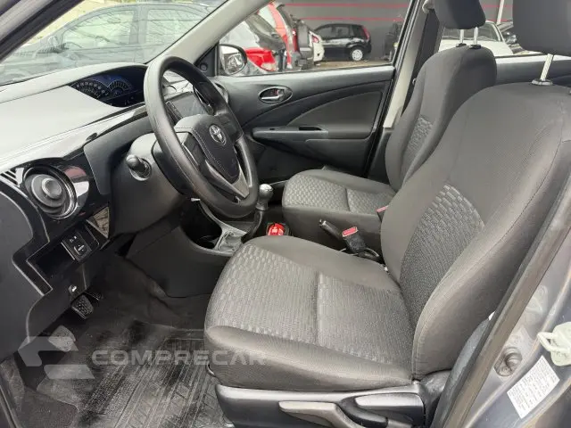 ETIOS HATCH - 1.3 X 16V 4P MANUAL