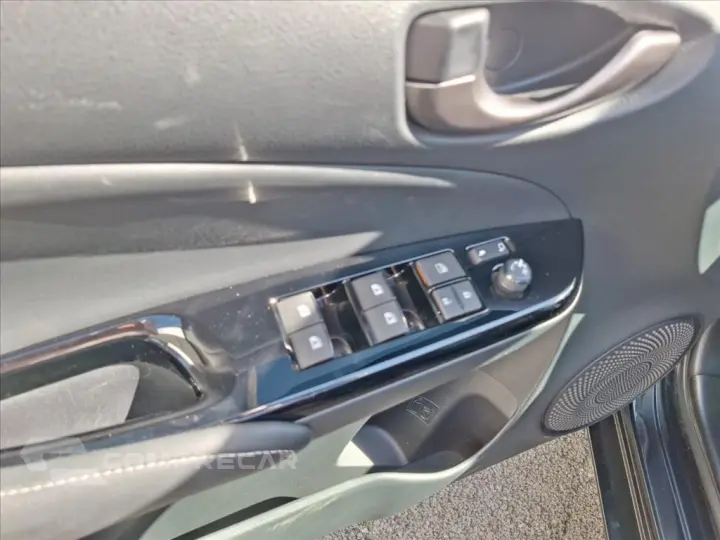 YARIS 1.5 16V FLEX SEDAN XLS CONNECT MULTIDRIVE