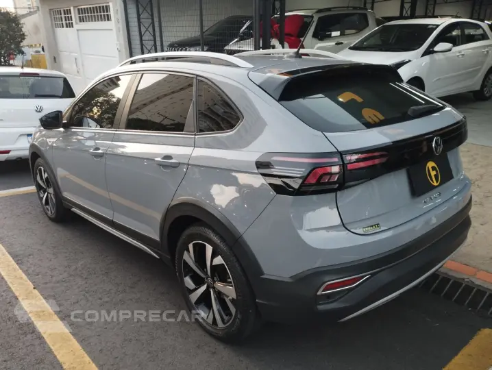 Nivus 1.0 4P FLEX 200 TSI HIGHLINE TURBO AUTOMÁTICO