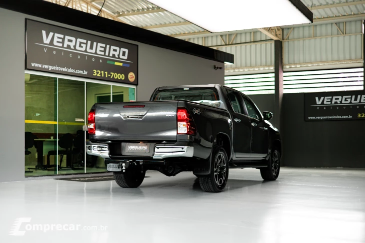 HILUX 2.8 D-4d Turbo CD SRV 4X4