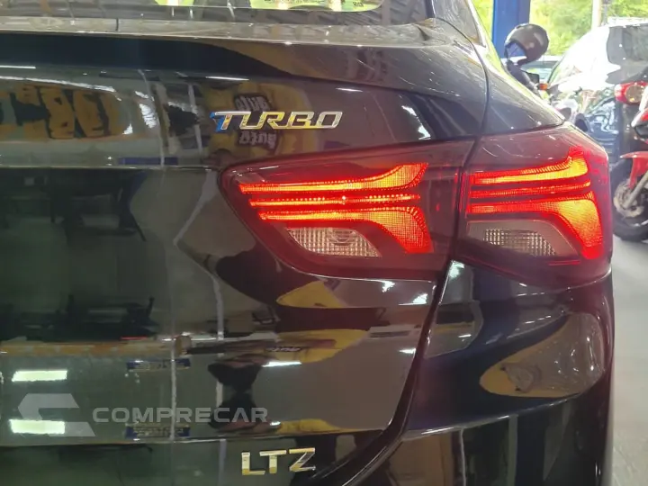 ONIX SEDAN Plus LTZ 1.0 12V TB Flex Aut.