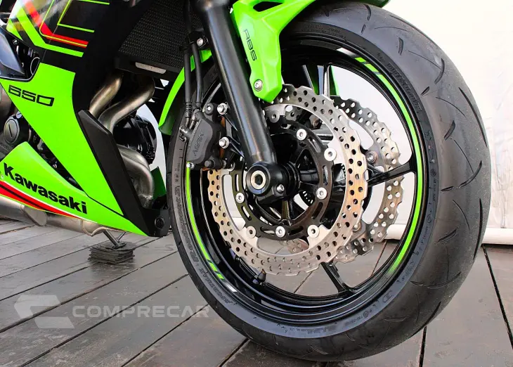 KAWASAKI NINJA 650 KRT EDITION