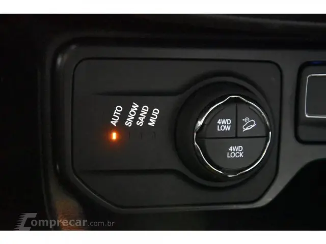 RENEGADE - 2.0 16V TURBO LONGITUDE 4P 4X4 AUTOMÁTICO