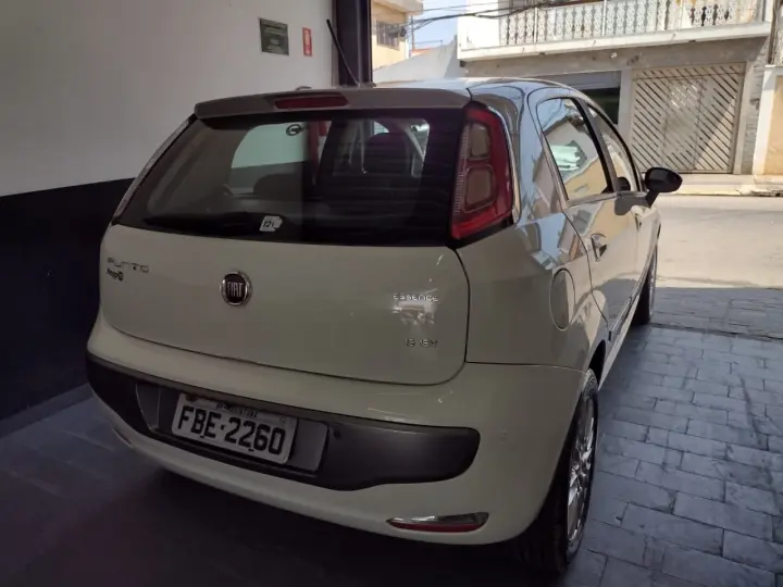 PUNTO 1.6 Essence 16V