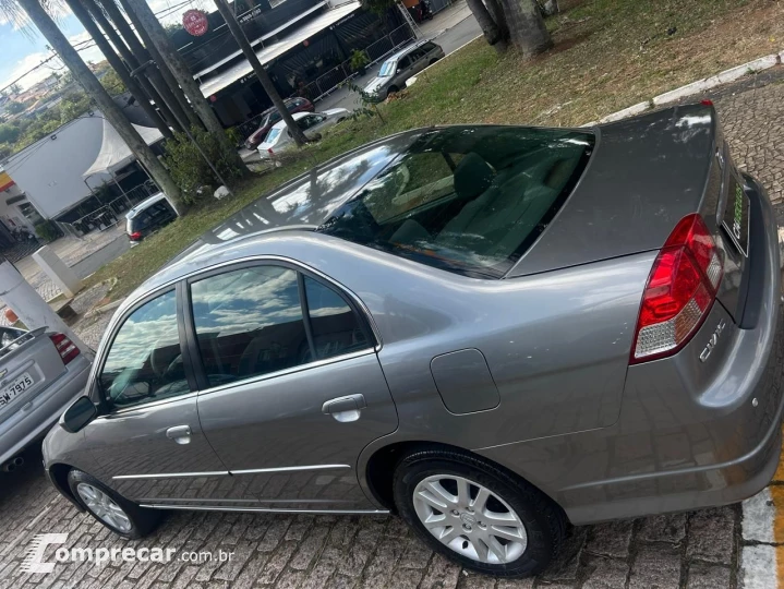 Civic Sedan LX 1.7 16V 115cv Mec. 4p