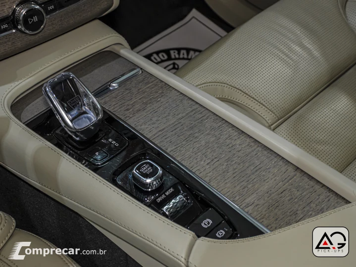 XC90 2.0 T8 Hybrid Inscription AWD Geartronic