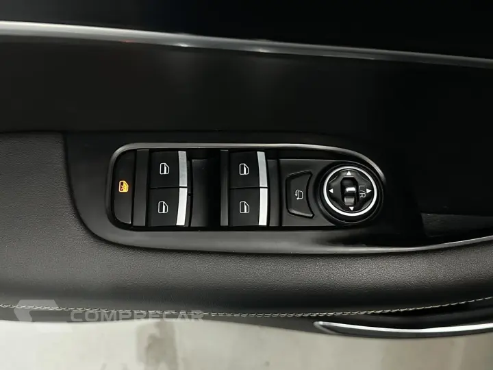 Tiggo 8 TXS 1.6 16V TGDi Aut.