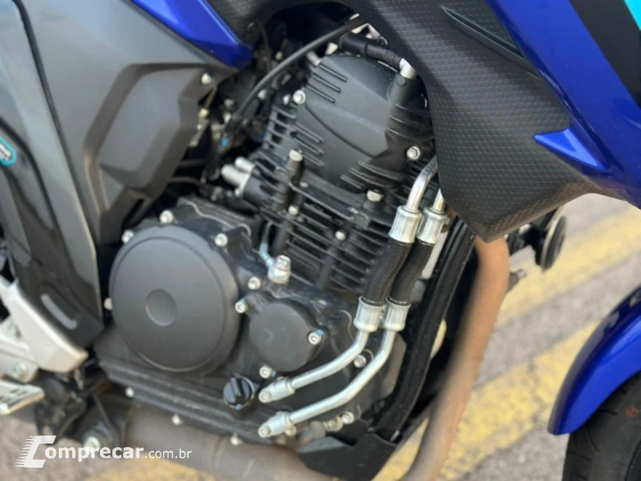 FZ25 FAZER