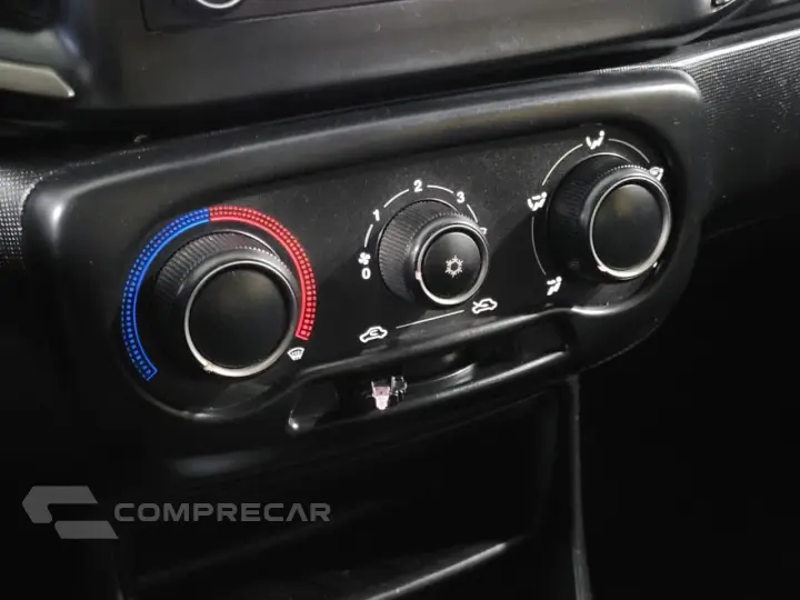 Strada Volcano 1.3 Flex 8V CD