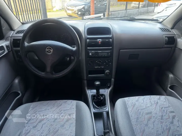 Astra Sedan 1.8 4P GL ALCOOL