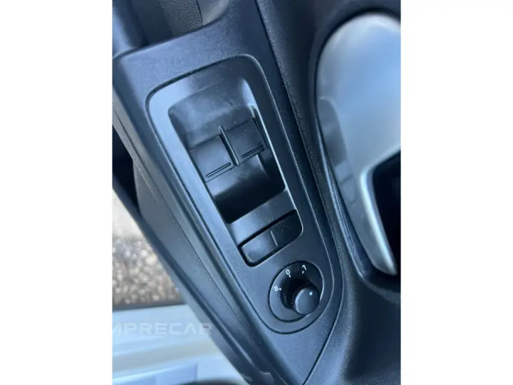 CROSS UP 1.0 TSI 12V FLEX 4P MANUAL