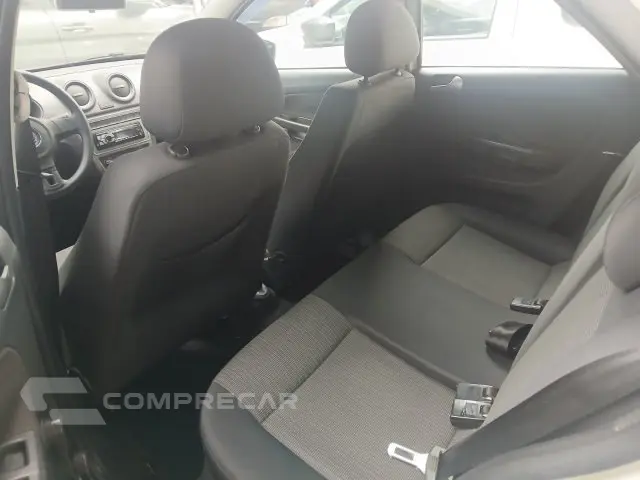 VOYAGE - 1.0 MI 8V 4P MANUAL