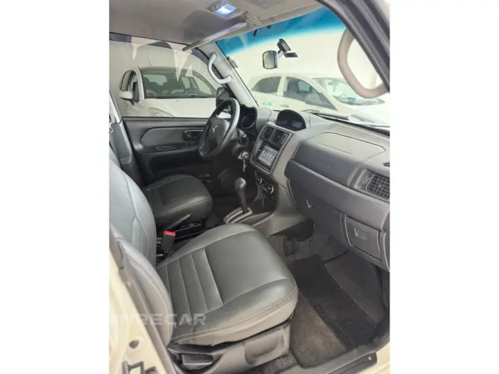 PAJERO TR4 2.0 4X2 16V 140CV FLEX 4P AUTOMÁTICO
