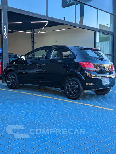 ONIX HATCH LT 1.4 8V FlexPower 5p Mec.