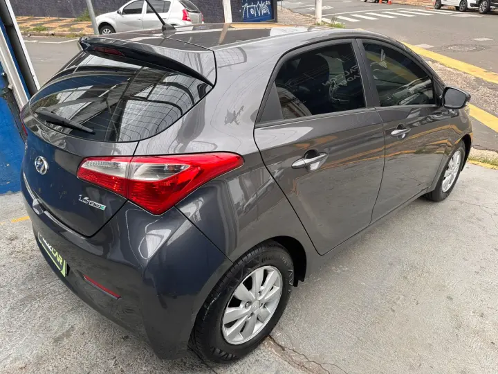 HB20 1.6 Comfort Style 16V