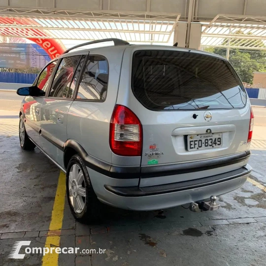 ZAFIRA 2.0 MPFI Elegance 8V