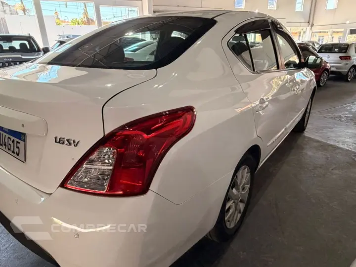 Versa Sedan 1.6 16V 4P FLEX SV