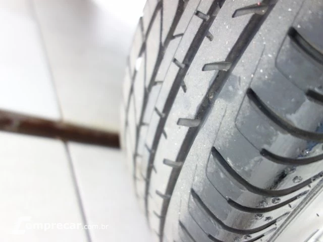 ONIX - 1.0 MPFI LT 8V 4P MANUAL