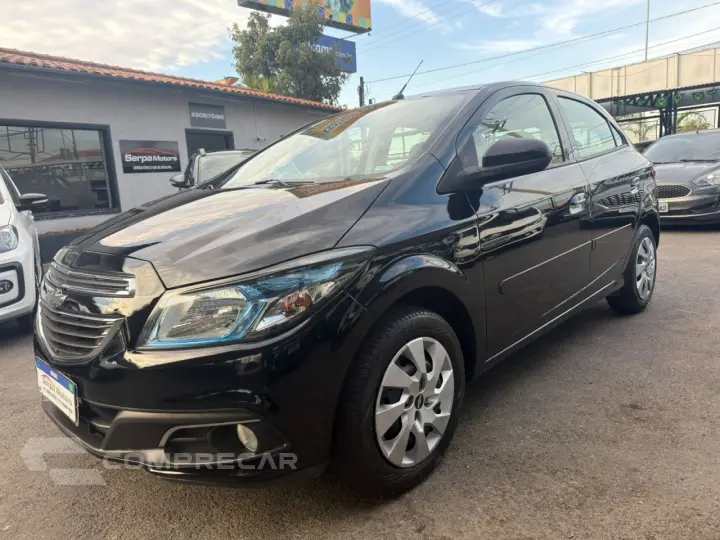 Onix Hatch 1.4 4P FLEX LT
