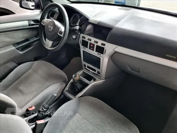 VECTRA 2.0 MPFI Elegance 8V 140cv