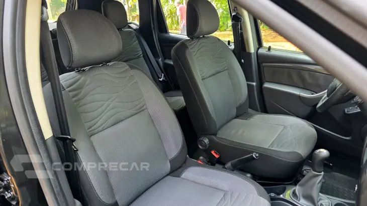 DUSTER 1.6 Tech Road 4X2 16V