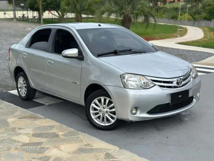 ETIOS 1.5 XLS SEDAN 16V FLEX 4P MANUAL