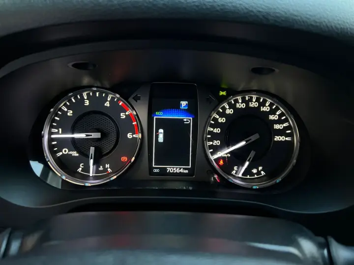 HILUX 2.8 D-4d Turbo CD SRX 4X4