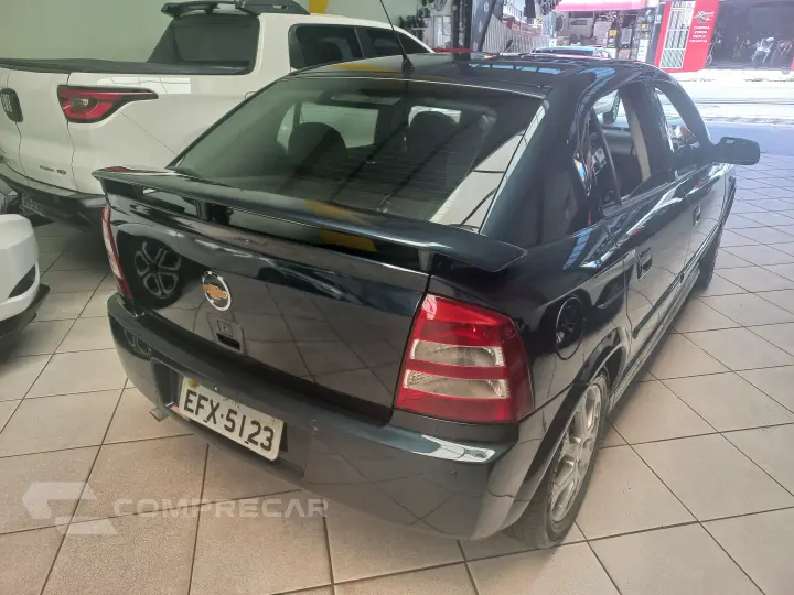 ASTRA 2.0 MPFI Advantage 8V