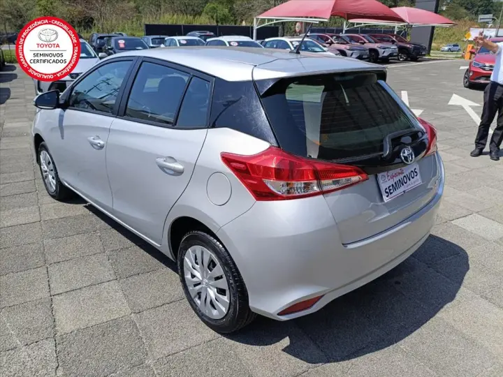 YARIS 1.5 16V FLEX XL MULTIDRIVE