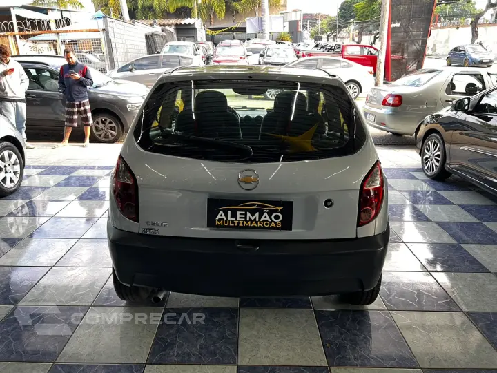 CELTA 1.0 MPFI Life 8V