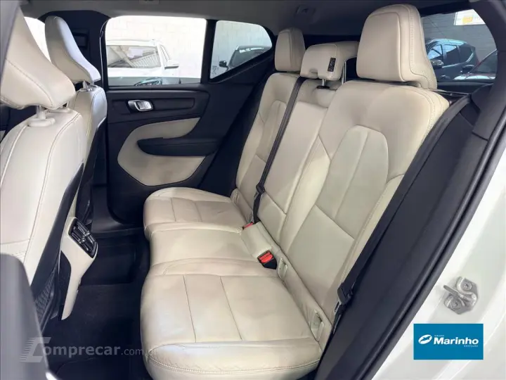 XC40 2.0 T5 GASOLINA MOMENTUM AWD GEARTRONIC