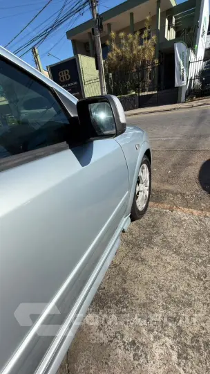 ASTRA 2.0 MPFI Advantage Sedan 8V