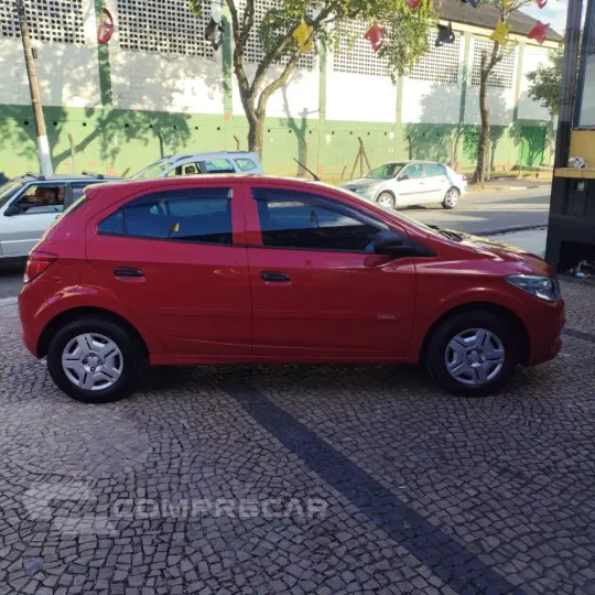 ONIX HATCH LS 1.0 8V FlexPower 5p Mec.