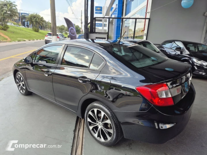 Civic Sedan LXR 2.0 Flexone 16V Aut. 4p