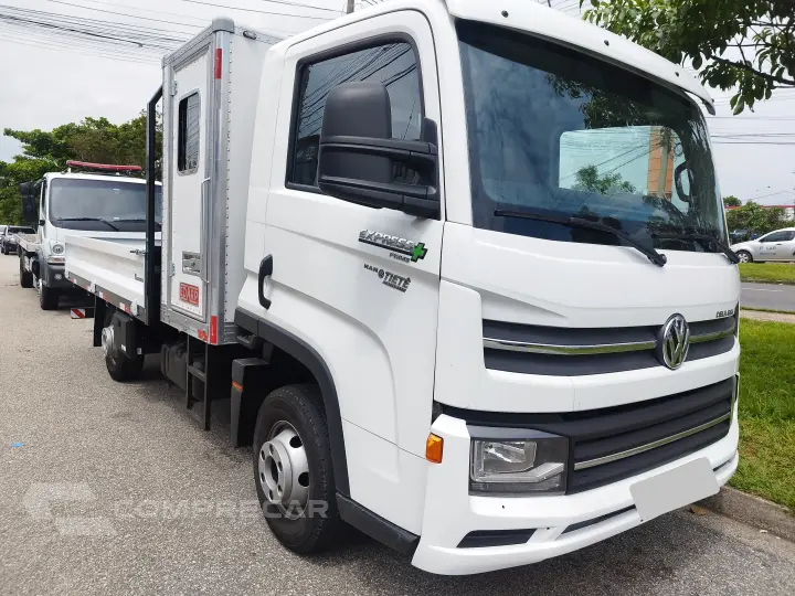 Delivery Express 2.8 Prime Diesel (Carroceria + Cabine suple