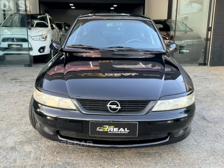 VECTRA 2.0 MPFI GLS 8V GASOLINA 4P MANUAL
