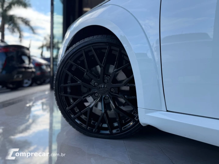 TT 2.0 16v TFSI S-Tronic