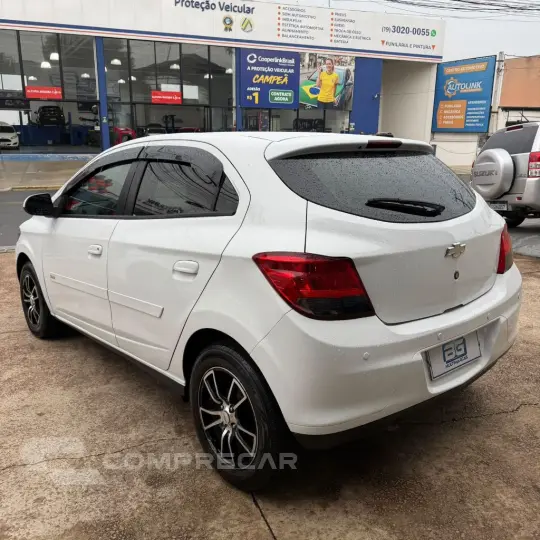 ONIX HATCH LT 1.4 8V FlexPower 5p Mec.