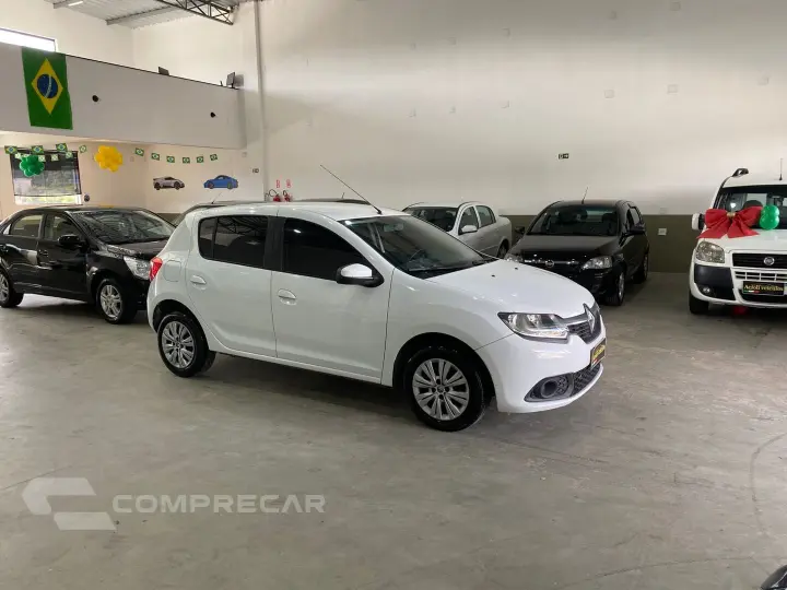 Sandero 1.6 EXPRESSION 8V FLEX 4P MANUAL