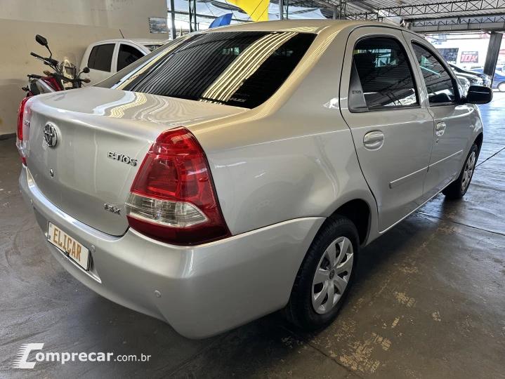 ETIOS 1.5 X Sedan 16V
