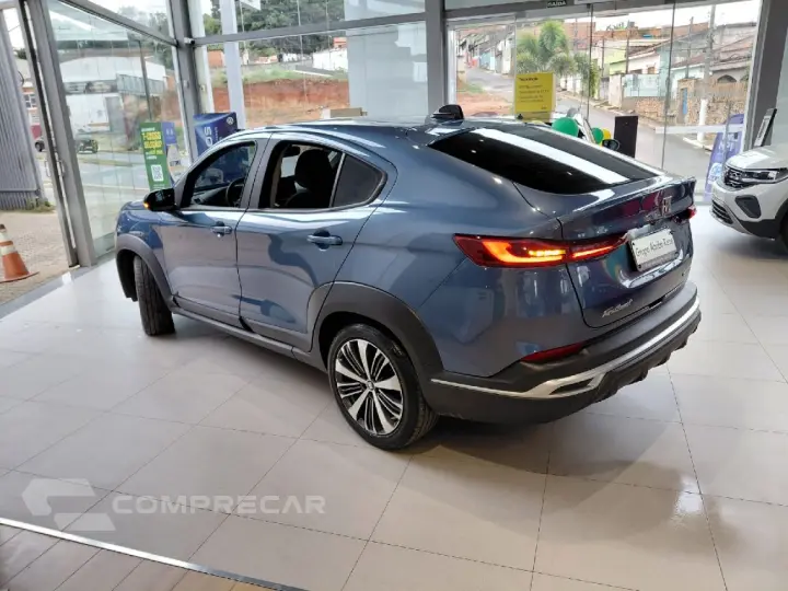 FASTBACK 1.0 TURBO 200 HYBRID AUDACE CVT