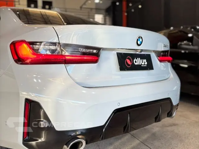 320i - 2.0 16V TURBO M SPORT AUTOMÁTICO