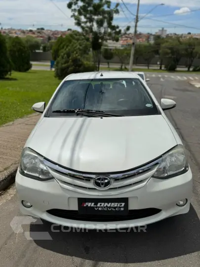 Etios Sedan 1.5 XLS