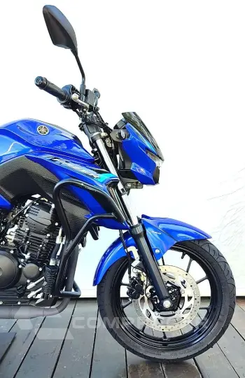 YAMAHA FZ25 FAZER ABS