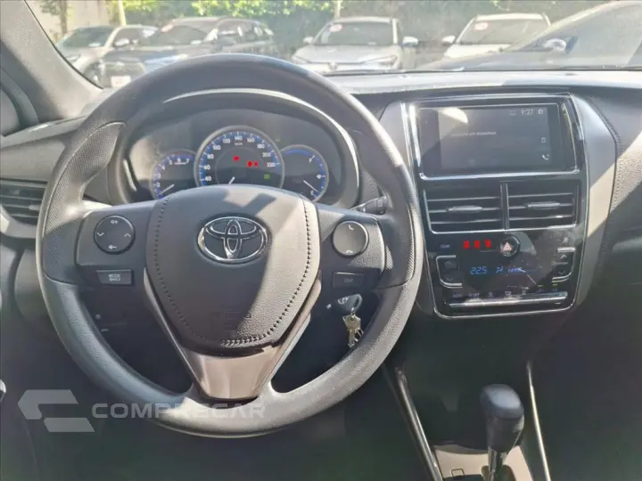 YARIS 1.5 16V FLEX XL MULTIDRIVE