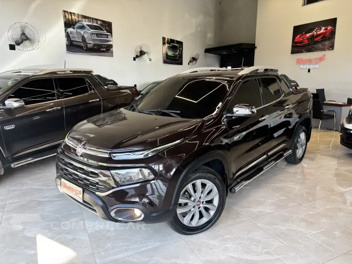 TORO 2.0 16V Turbo Ranch 4WD
