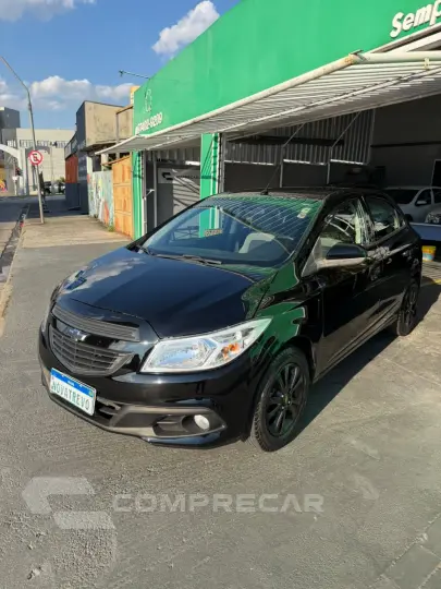 ONIX HATCH SELEÇÃO 1.0 8V Flex 5p Mec.